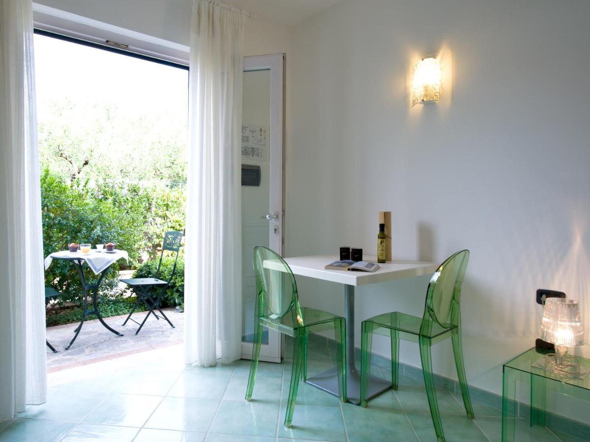 Oliveto A Mare - Suite & Apartment Ascea Exterior photo